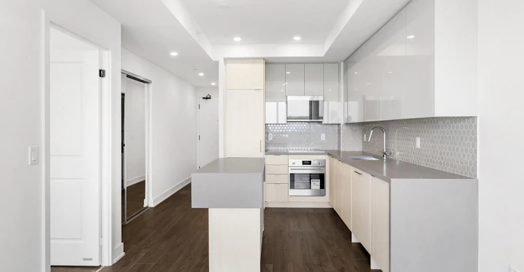 716-2489 Taunton Road, Oakville, ON, L6H 3R9 - 2