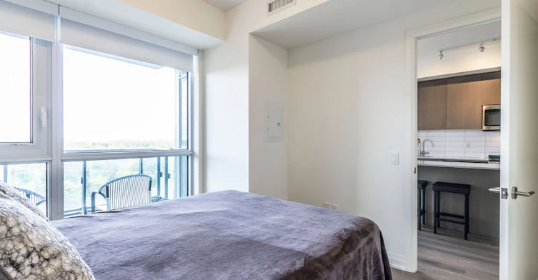 401-509 Dundas Street W, Oakville, ON, L6M 5P4 - 9