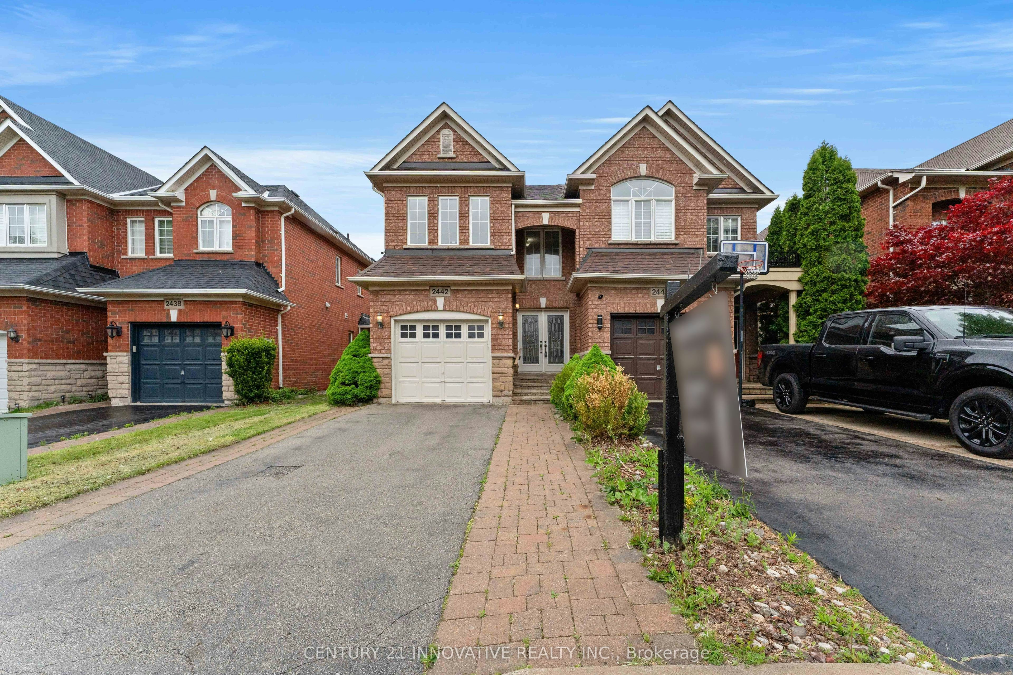 2442 Felhaber Crescent, Oakville, ON, L6H 7N8