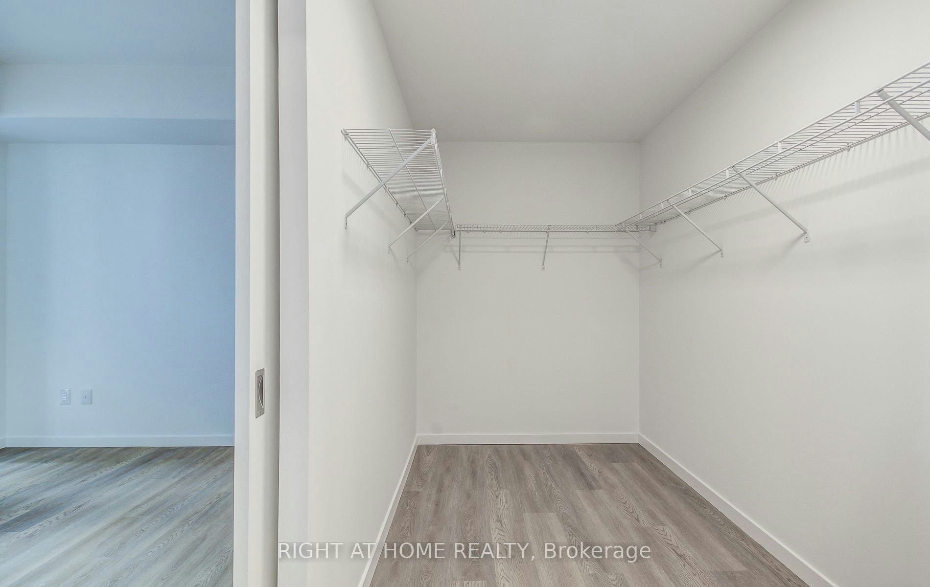 504-689 The Queensway N/A, Toronto, ON, M8Y 0C8 - 31
