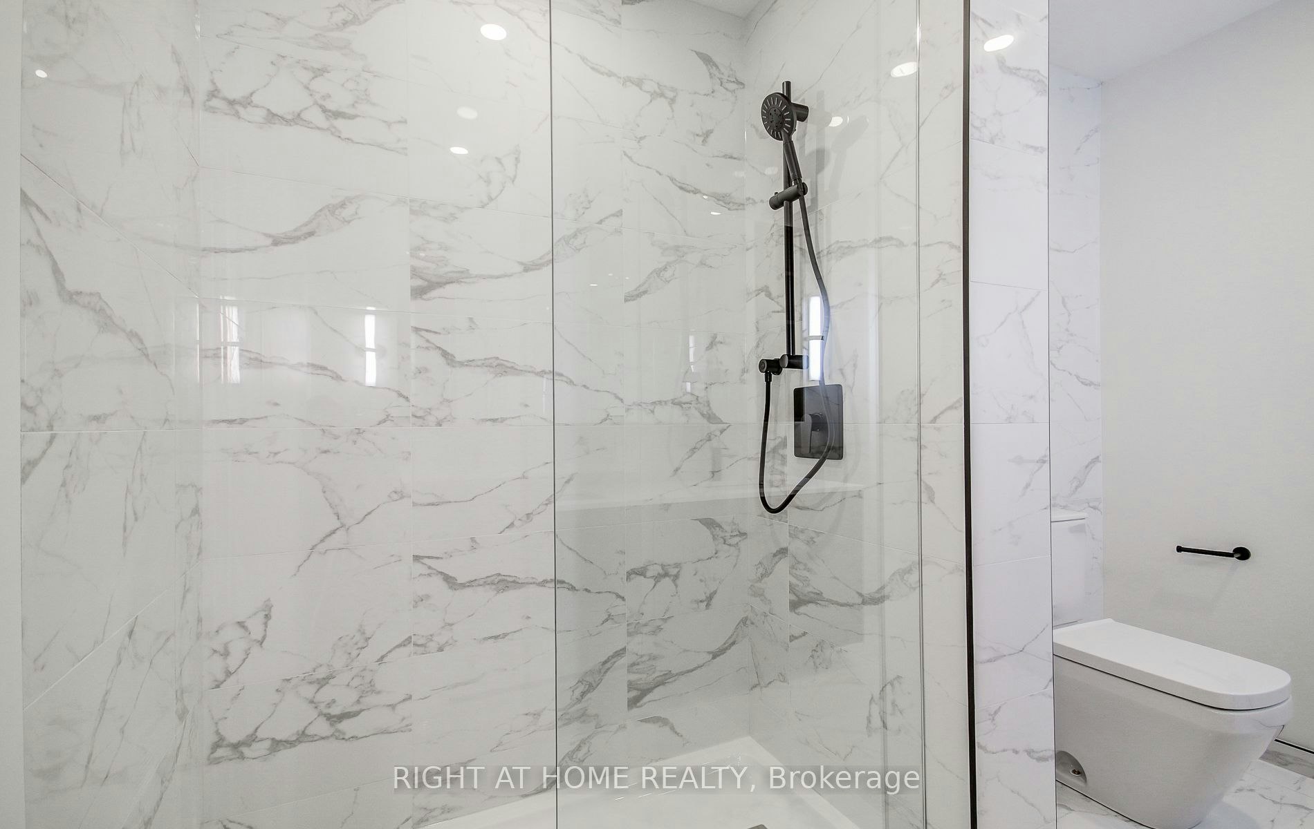 504-689 The Queensway N/A, Toronto, ON, M8Y 0C8 - 29