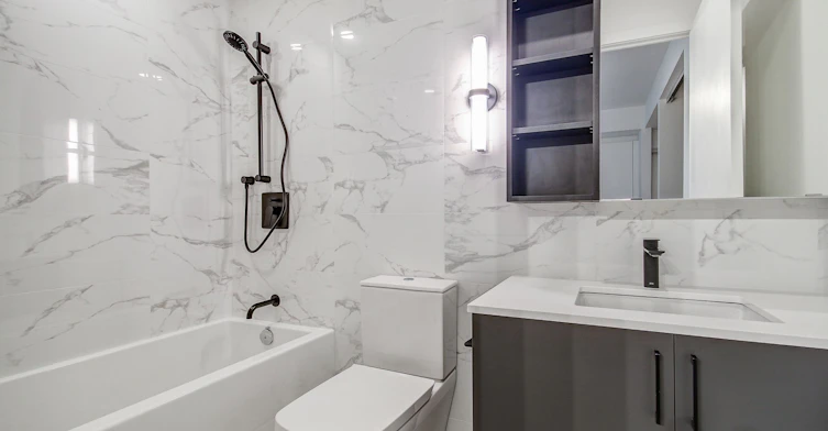 504-689 The Queensway N/A, Toronto, ON, M8Y 0C8 - 24