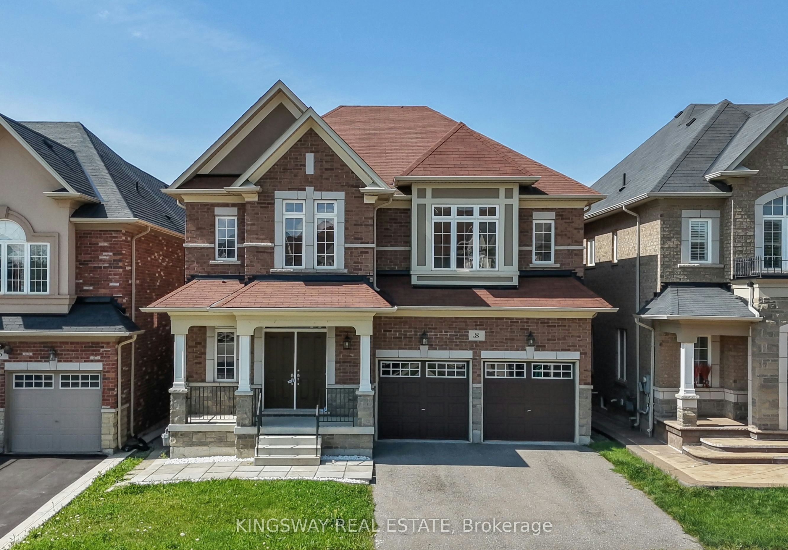 8 Monkton Circle, Brampton, ON, L6Y 0X1