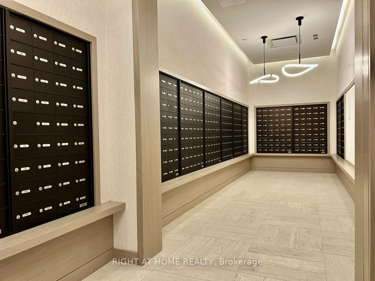 1507-4015 The Exchange N/A, Mississauga, ON, L5B 0N9 - 6