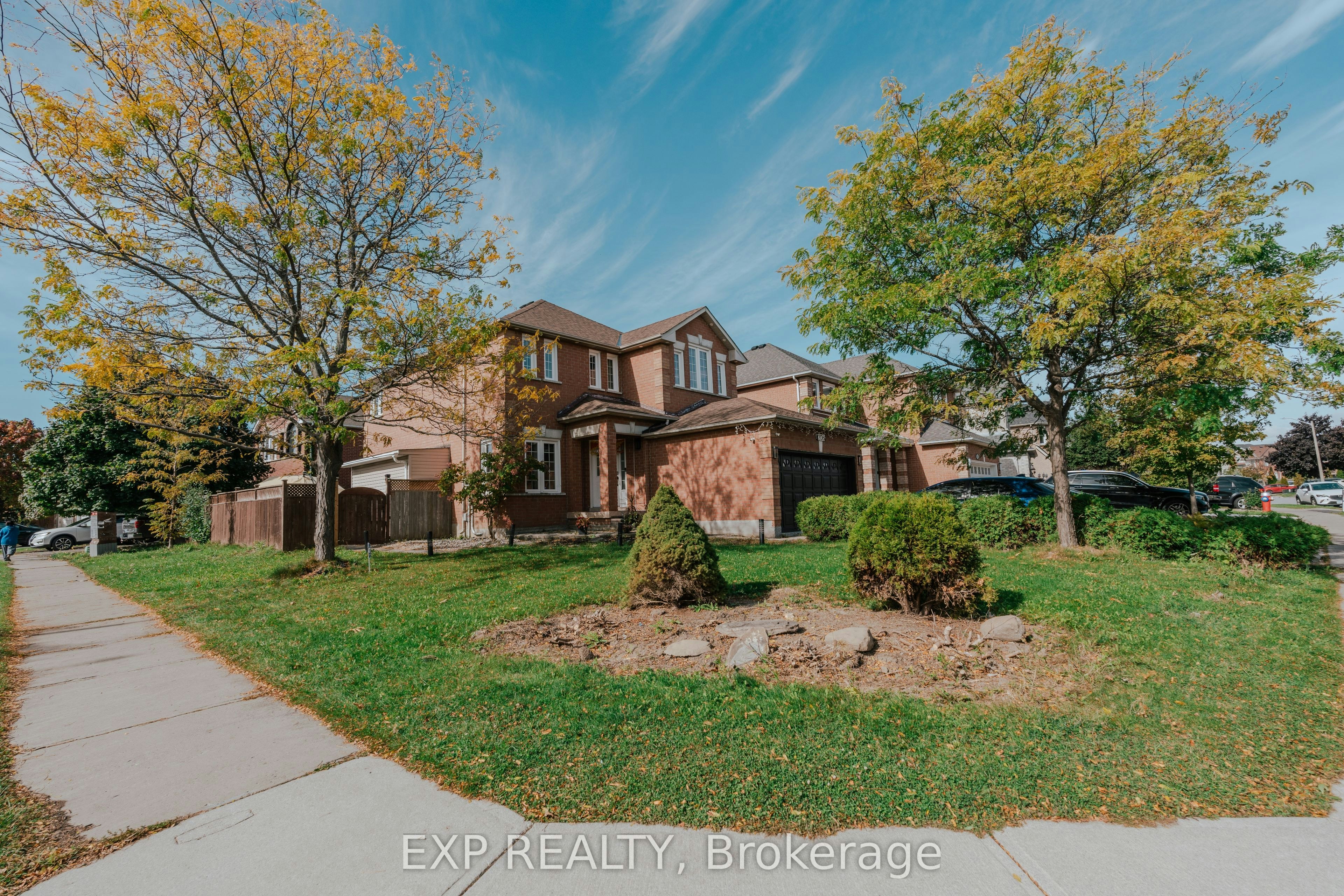 Upper-206 Drinkwater Road, Brampton, ON, L6Y 4Z3