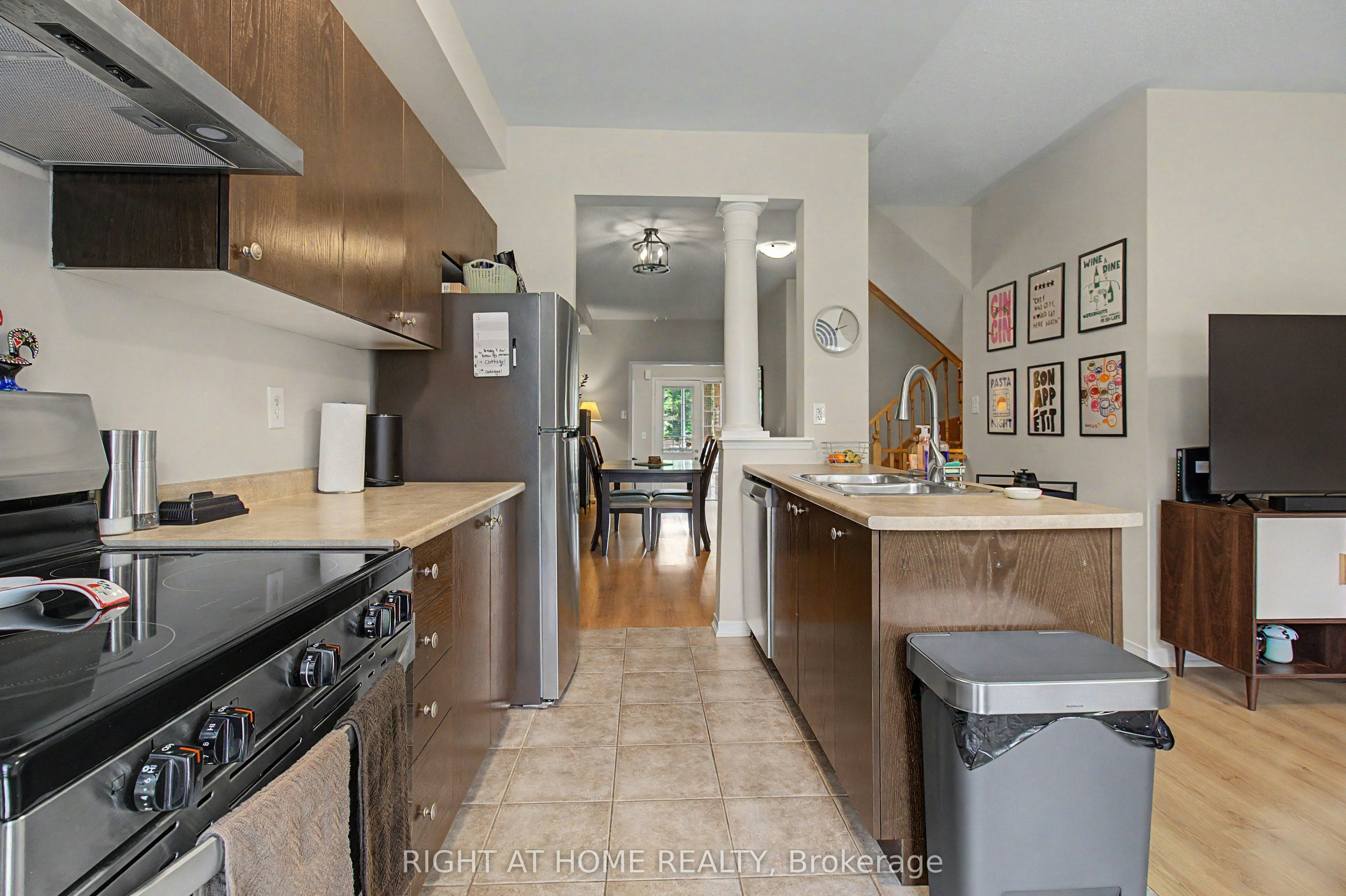 2051 Fiddlers Way, Oakville, ON, L6M 0M4 - 14