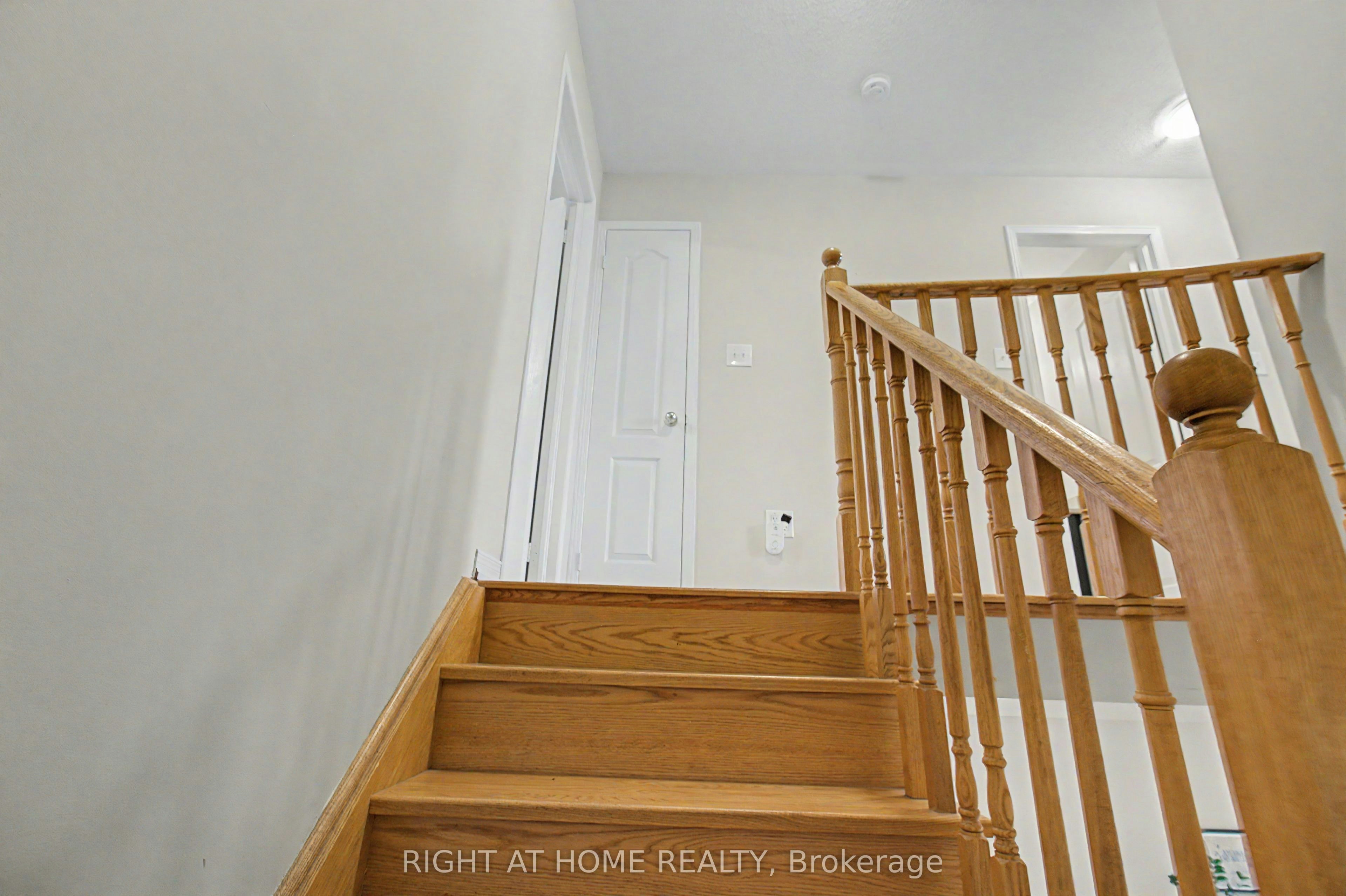 2051 Fiddlers Way, Oakville, ON, L6M 0M4 - 19