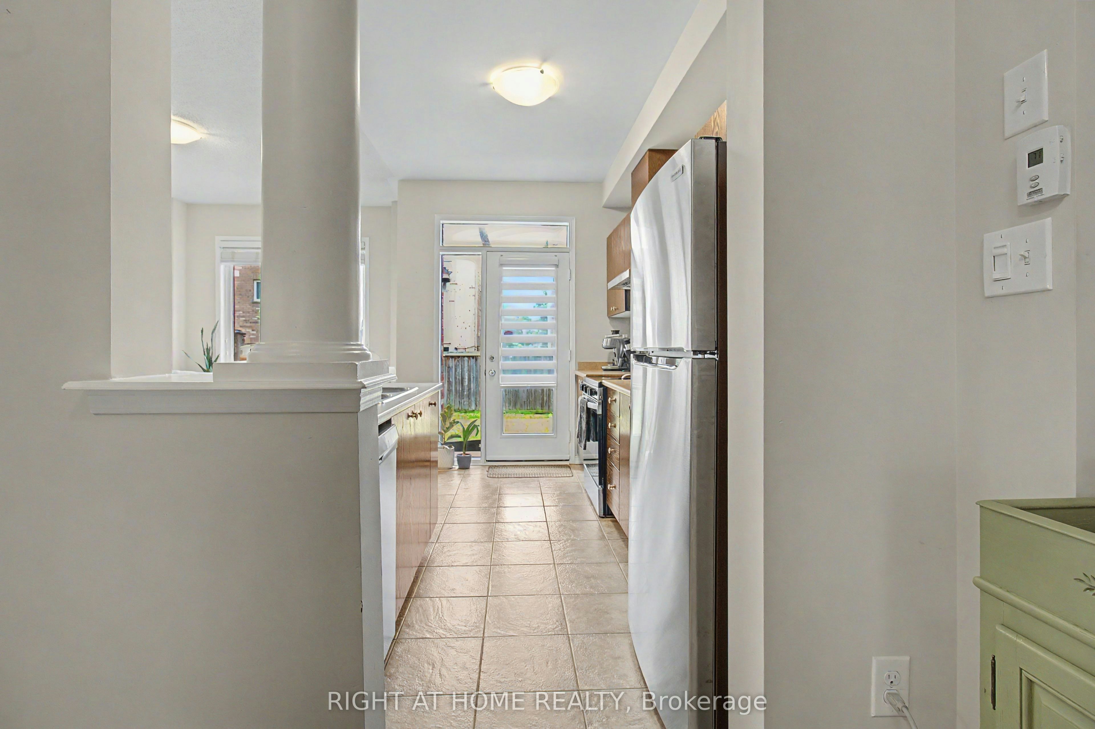 2051 Fiddlers Way, Oakville, ON, L6M 0M4 - 11