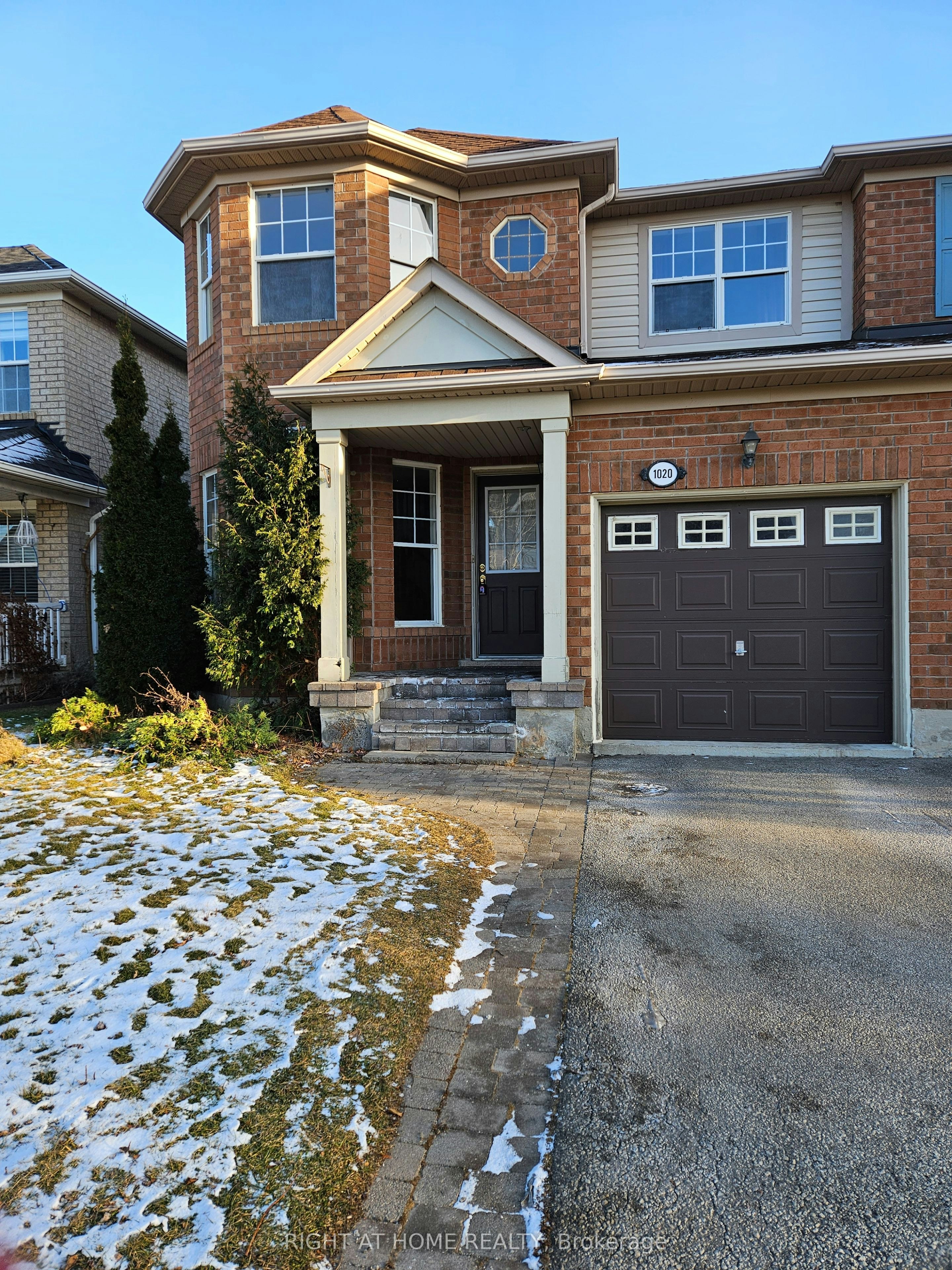 1020 Yates Drive, Milton, ON, L9T 6A6 - 2