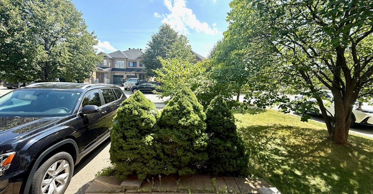 3927 Stardust Drive, Mississauga, ON, L5M 8A4 - 2