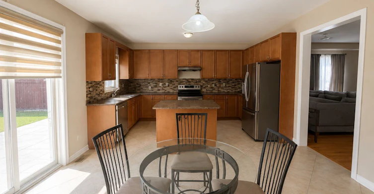 192 Thorndale Road, Brampton, ON, L6P 3K8 - 4
