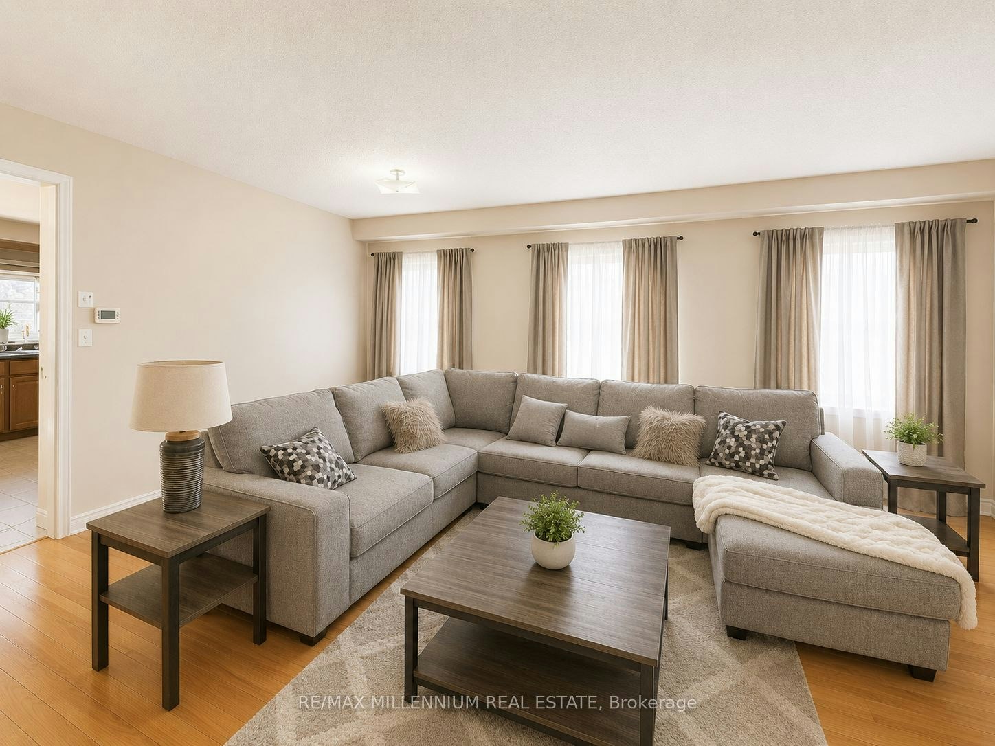 192 Thorndale Road, Brampton, ON, L6P 3K8 - 3