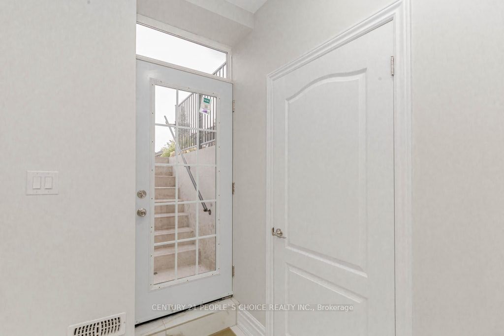 Lower-4 Cachet Court, Brampton, ON, L6X 0X2 - 8