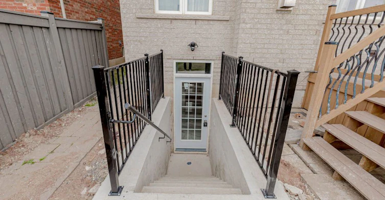 Lower-4 Cachet Court, Brampton, ON, L6X 0X2 - 7