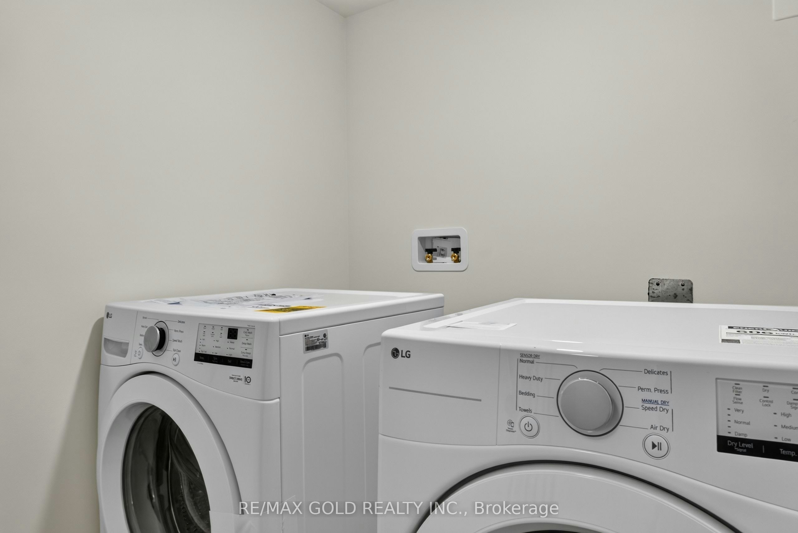 32 Twinflower Way, Brampton, ON, L6P 0A1 - 18