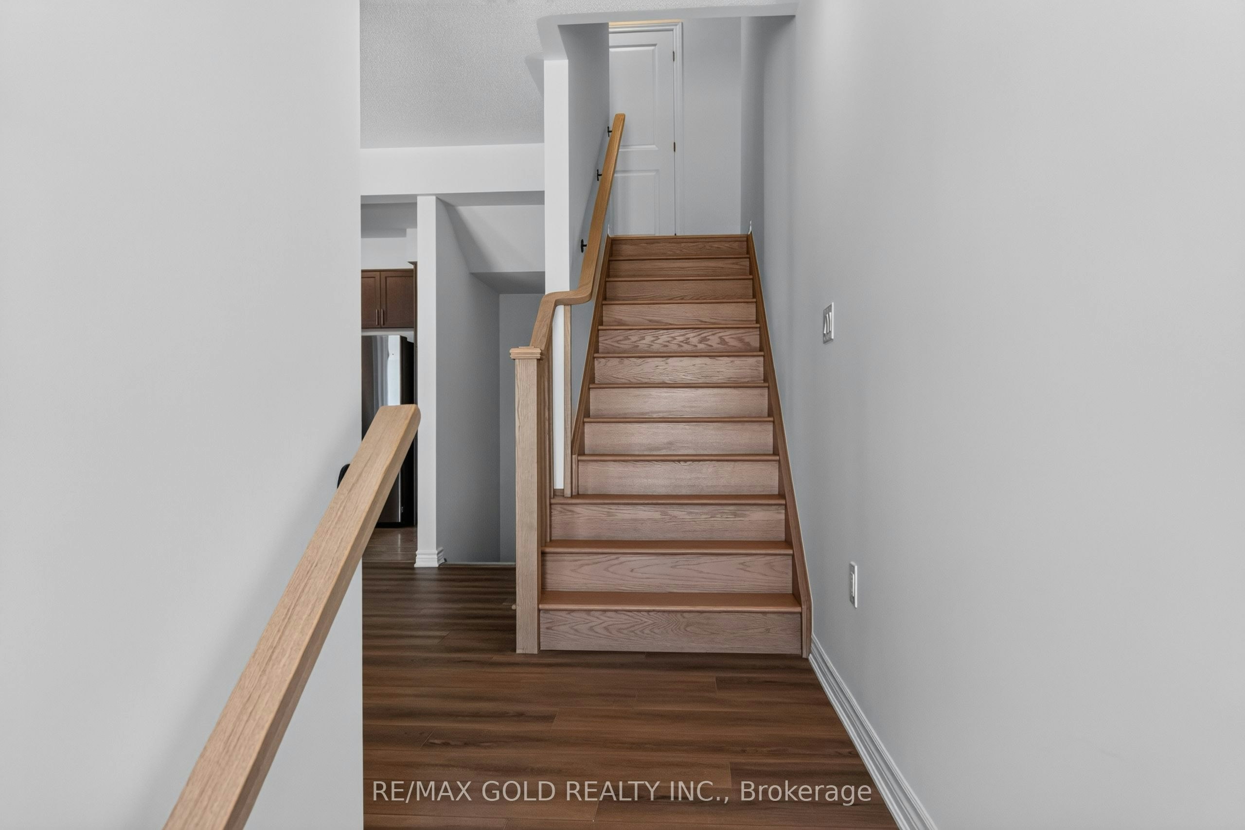 32 Twinflower Way, Brampton, ON, L6P 0A1 - 3