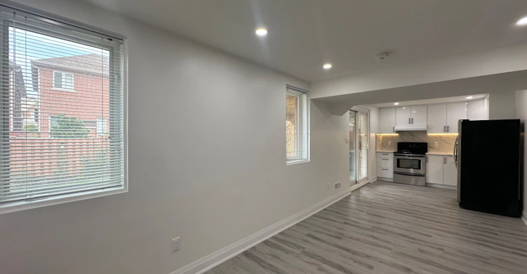 Basement Apartment-23 Oblate Crescent, Brampton, ON, L6Y 0K2 - 8