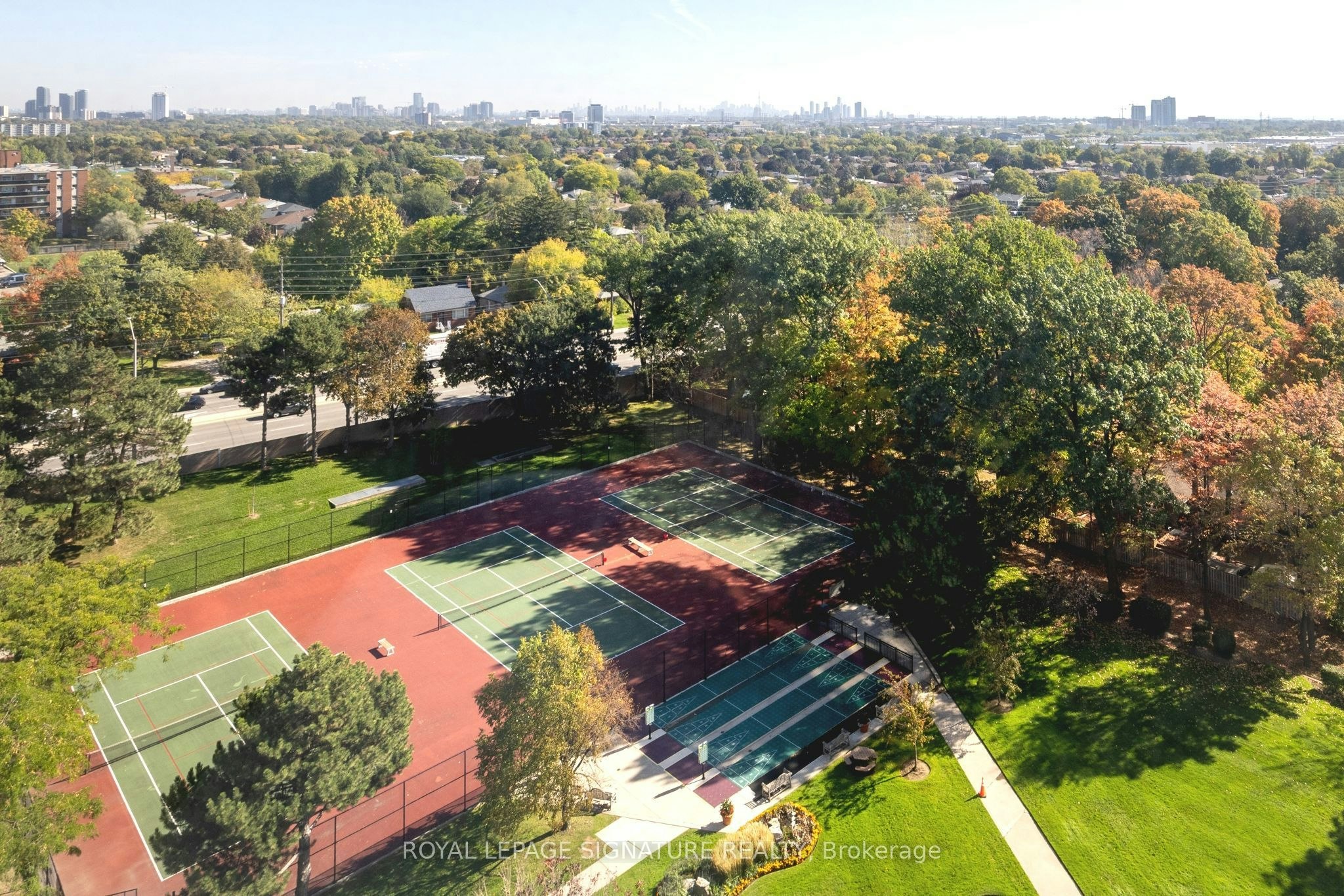 404-1300 Bloor Street, Mississauga, ON, L4Y 3Z2 - 37