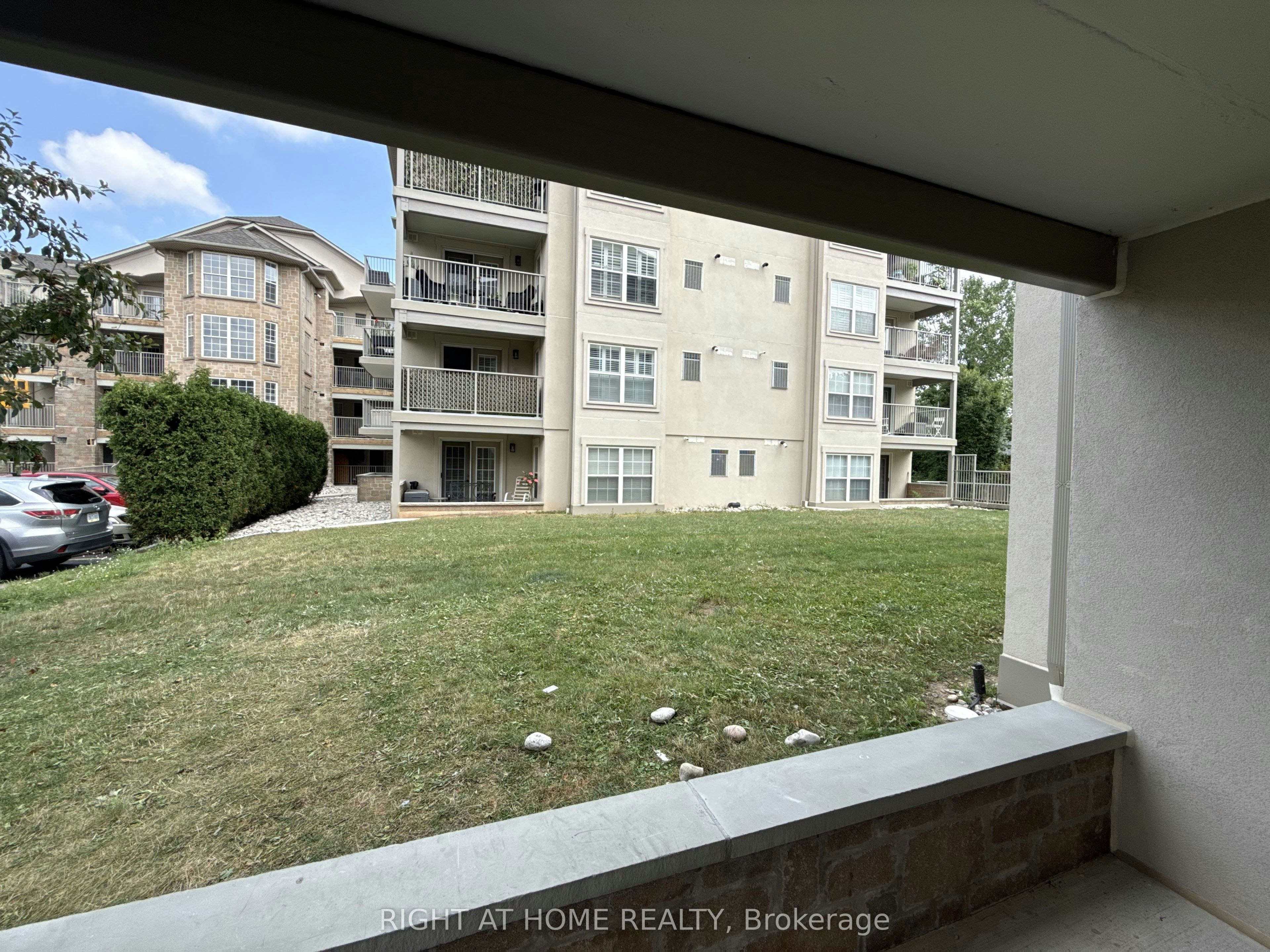 113-1450 Bishops Gate, Oakville, ON, L6M 4N1 - 11