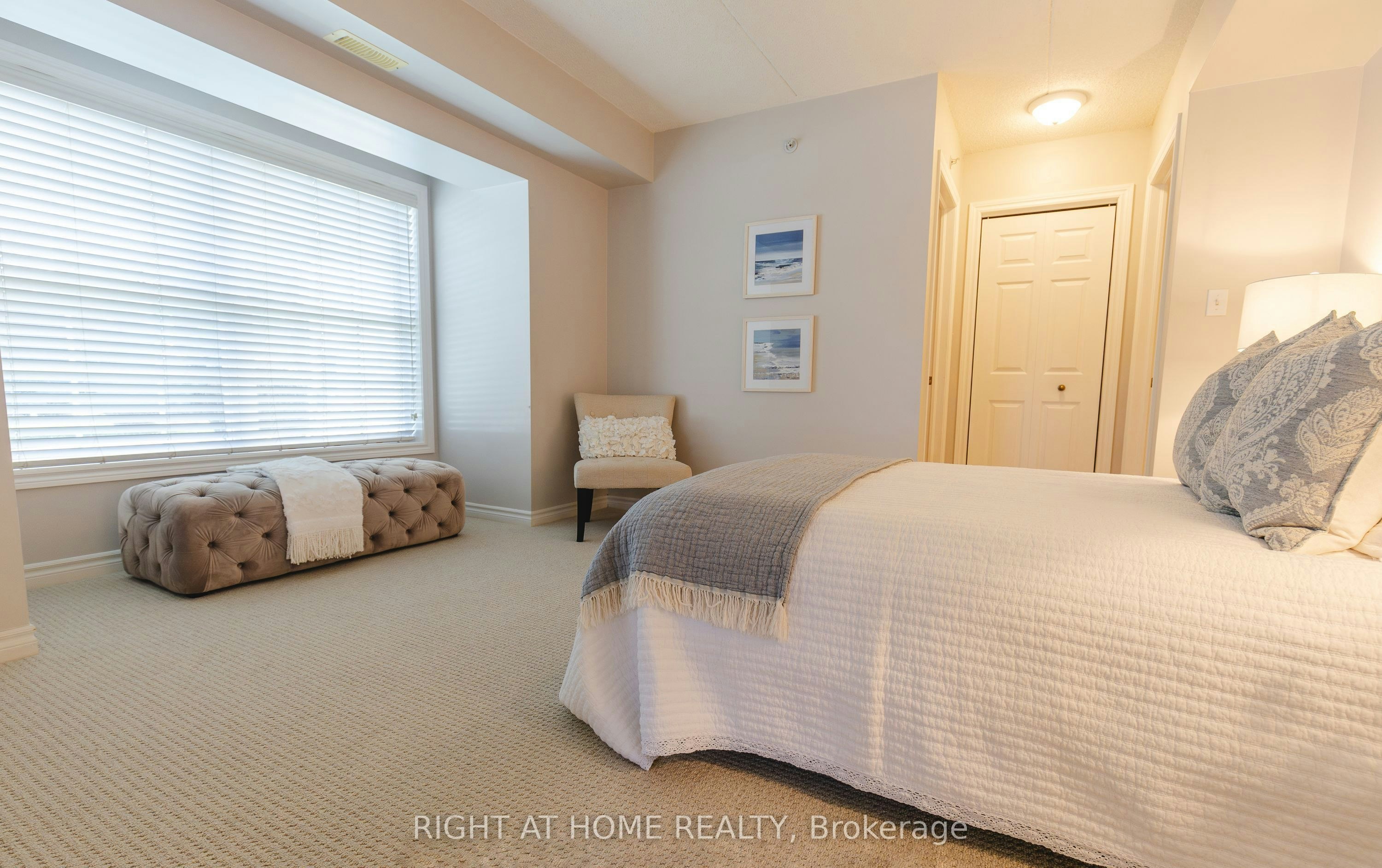 113-1450 Bishops Gate, Oakville, ON, L6M 4N1 - 9