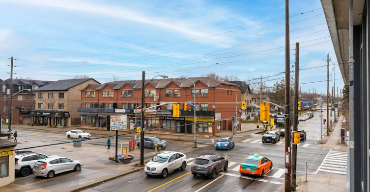 811-556 Marlee Avenue, Toronto, ON, M6B 0B1 - 23