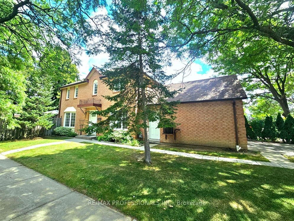 1-500 Silverthorne Crescent, Mississauga, ON, L5R 1W3