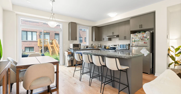 1429 Almonte Drive, Burlington, ON, L7P 0V7 - 3