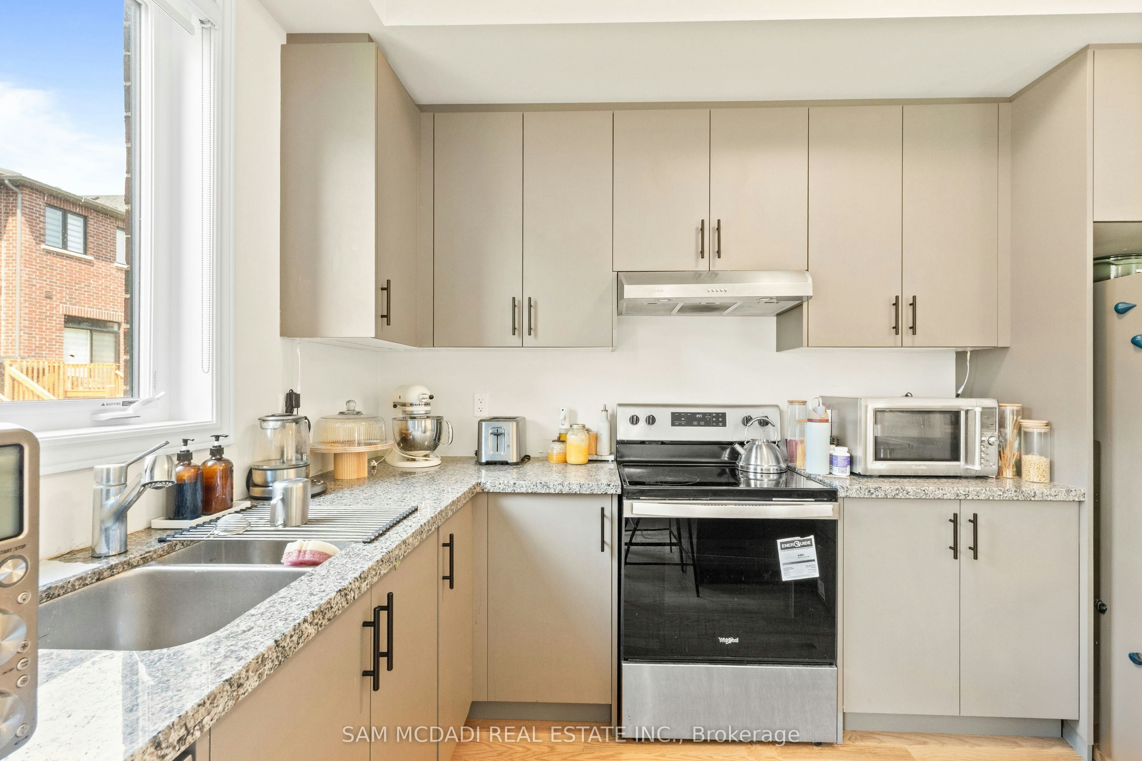 1429 Almonte Drive, Burlington, ON, L7P 0V7 - 6