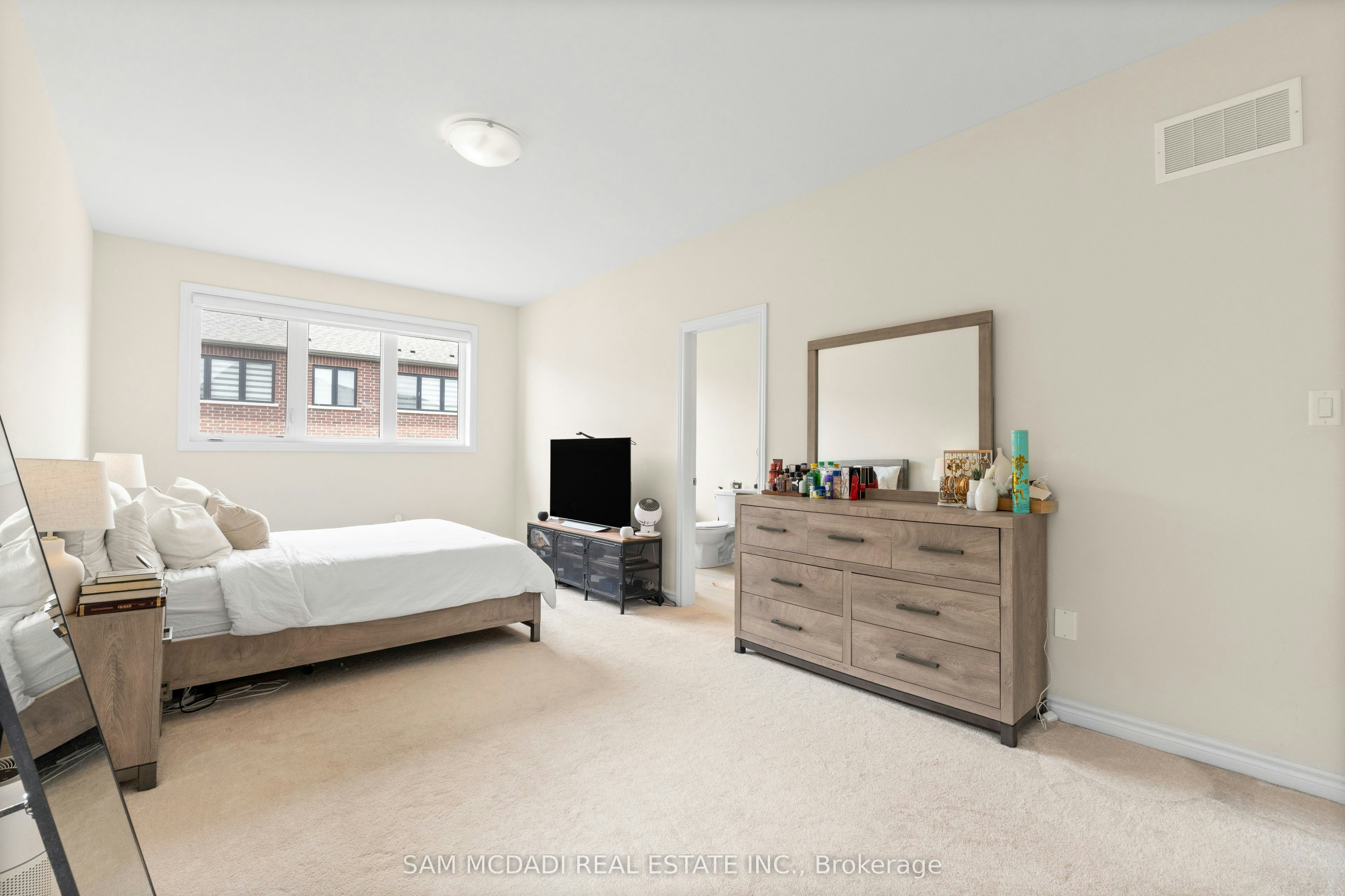 1429 Almonte Drive, Burlington, ON, L7P 0V7 - 11
