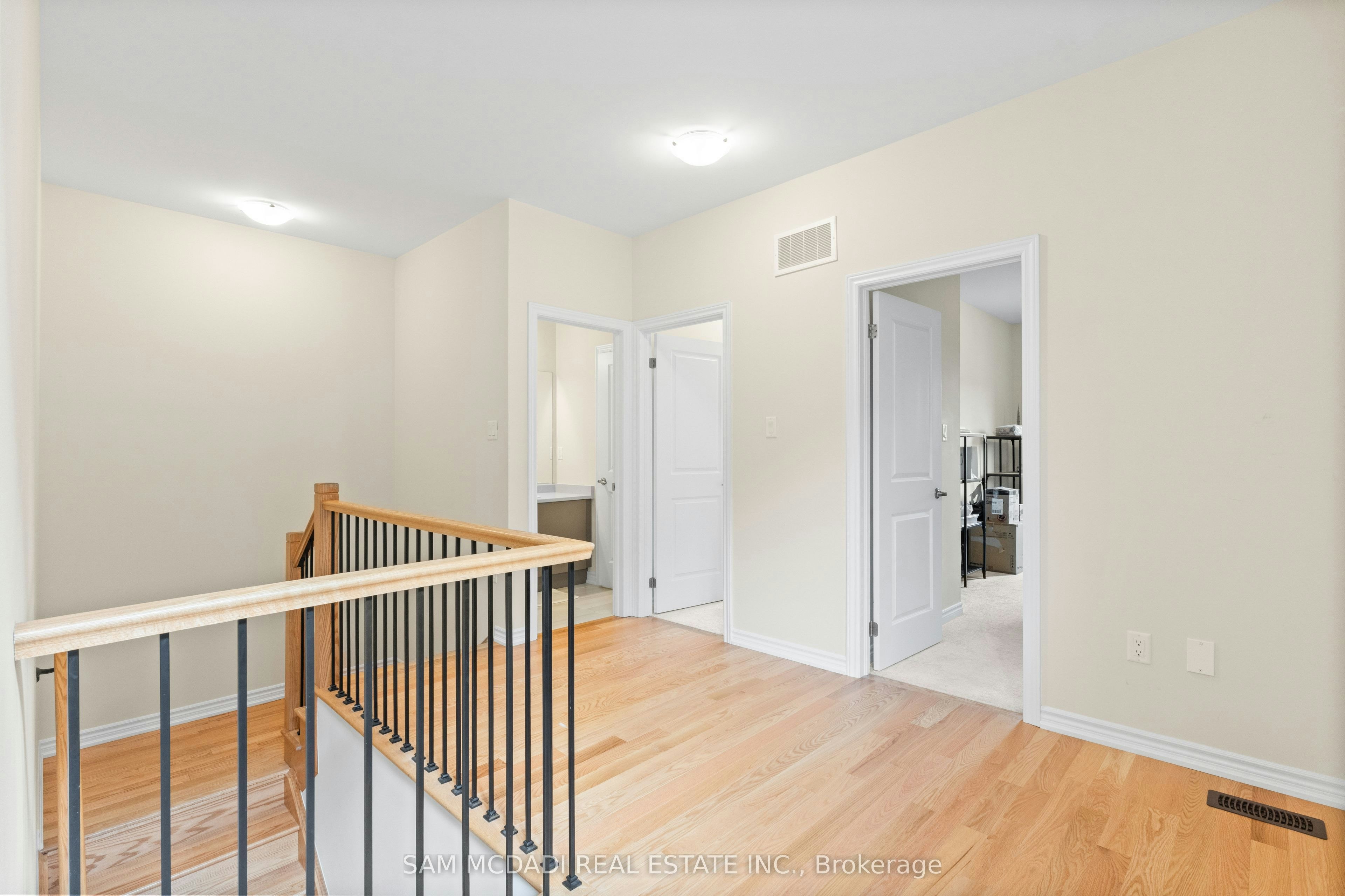 1429 Almonte Drive, Burlington, ON, L7P 0V7 - 14