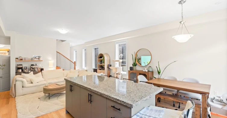 1429 Almonte Drive, Burlington, ON, L7P 0V7