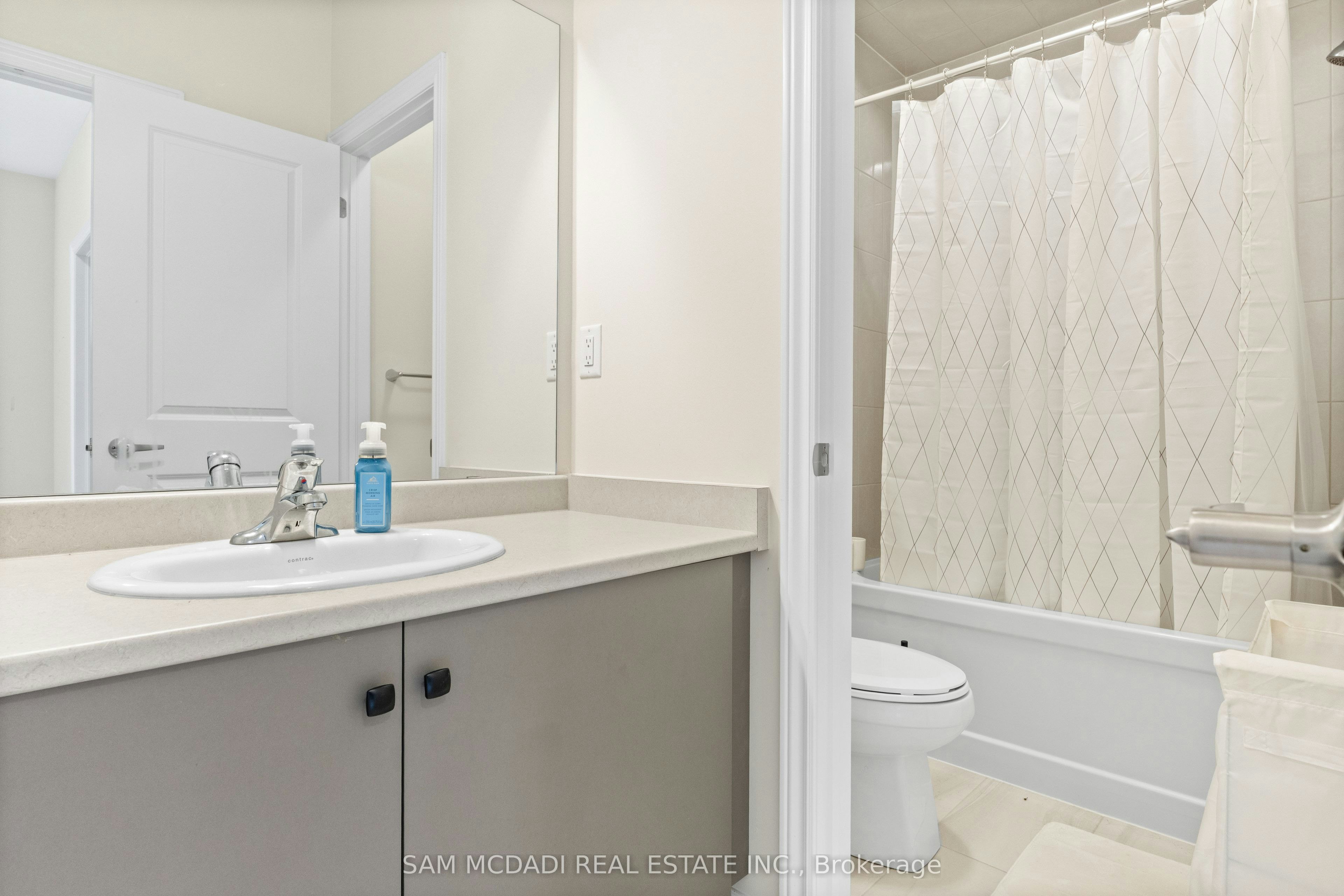 1429 Almonte Drive, Burlington, ON, L7P 0V7 - 12