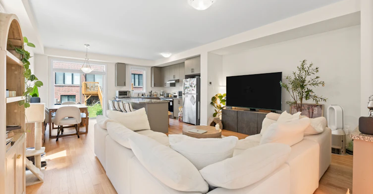 1429 Almonte Drive, Burlington, ON, L7P 0V7 - 2