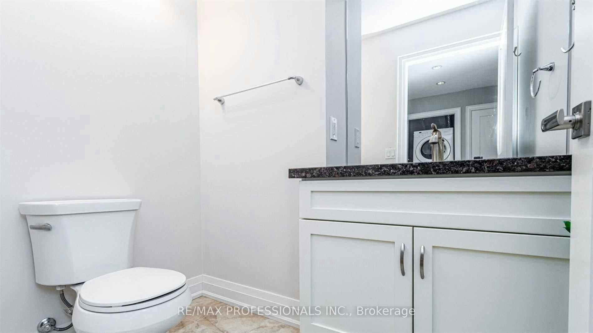 208-205 Lakeshore Road W, Oakville, ON, L6K 1B3 - 13