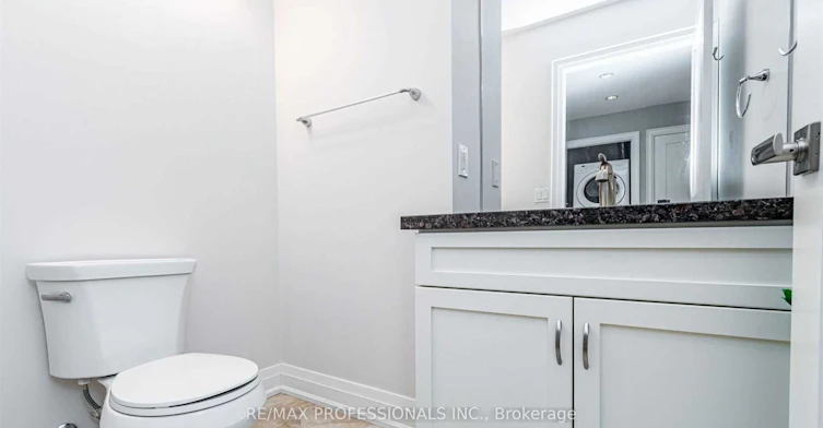 208-205 Lakeshore Road W, Oakville, ON, L6K 1B3 - 13