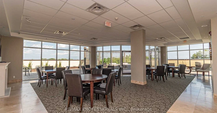 208-205 Lakeshore Road W, Oakville, ON, L6K 1B3 - 24