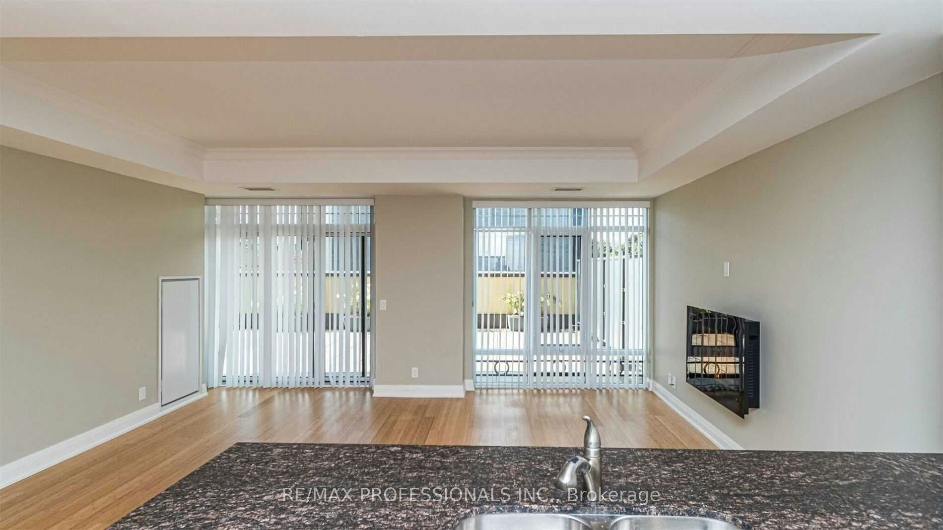 208-205 Lakeshore Road W, Oakville, ON, L6K 1B3 - 18