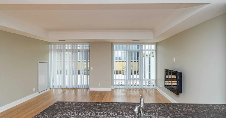 208-205 Lakeshore Road W, Oakville, ON, L6K 1B3 - 18