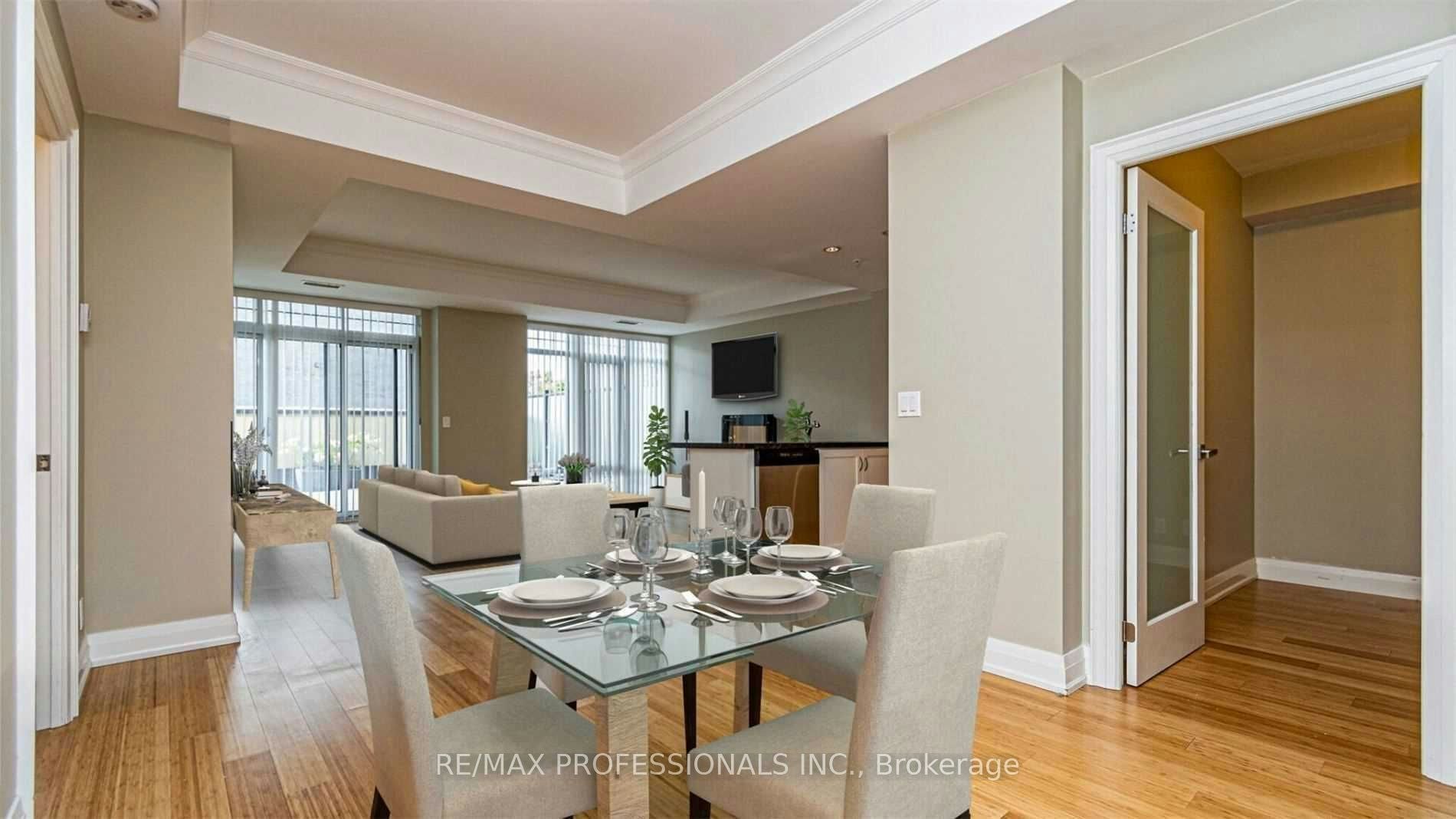 208-205 Lakeshore Road W, Oakville, ON, L6K 1B3 - 5