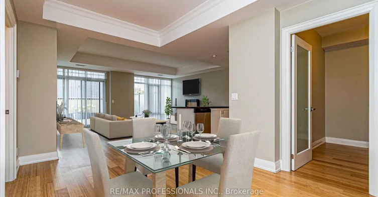 208-205 Lakeshore Road W, Oakville, ON, L6K 1B3 - 5
