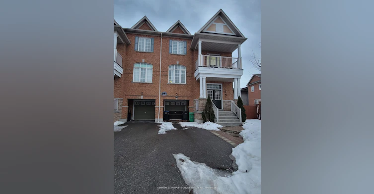 Upper-783 Millworks Crescent, Mississauga, ON, L5B 0B9
