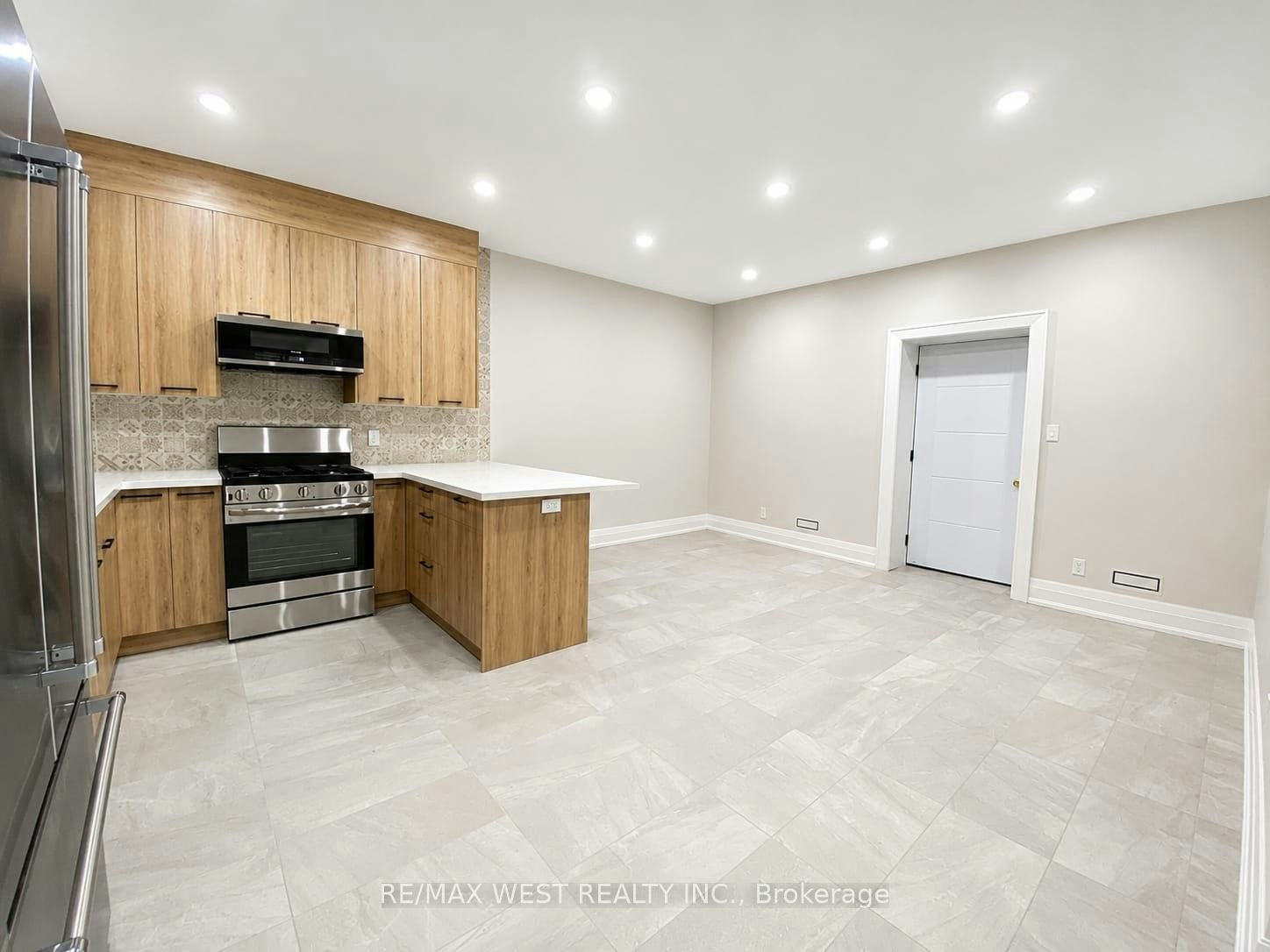 Basement-58 Aura Lea Boulevard, Toronto, ON, M9M 1K5 - 2