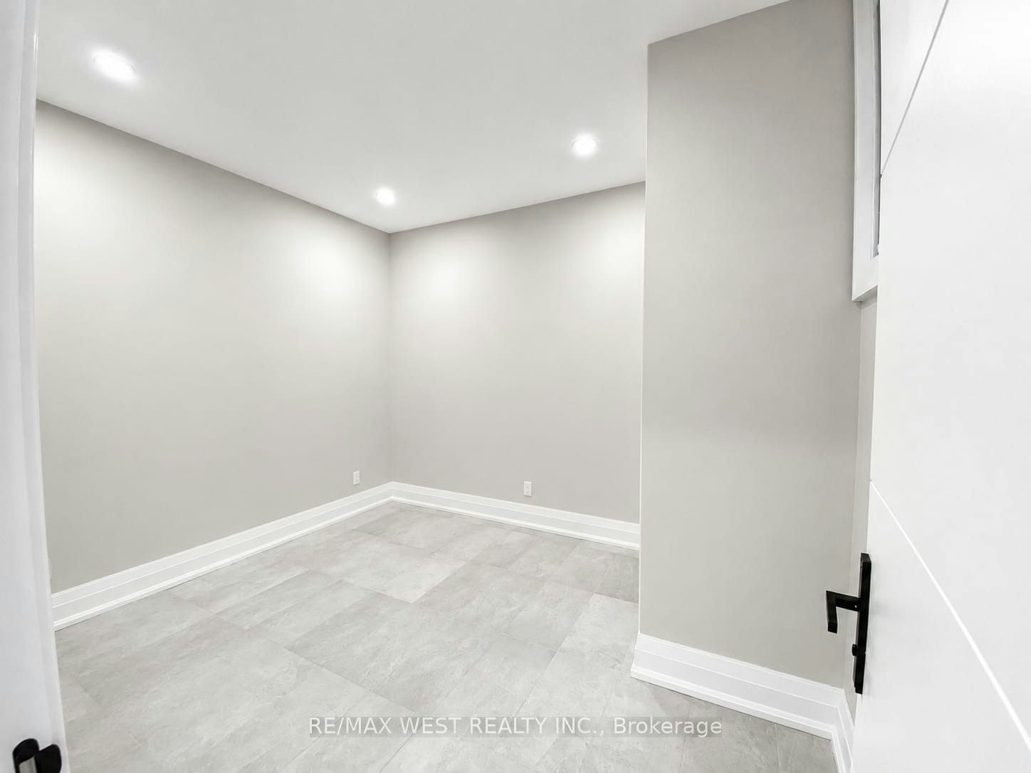 Basement-58 Aura Lea Boulevard, Toronto, ON, M9M 1K5 - 7
