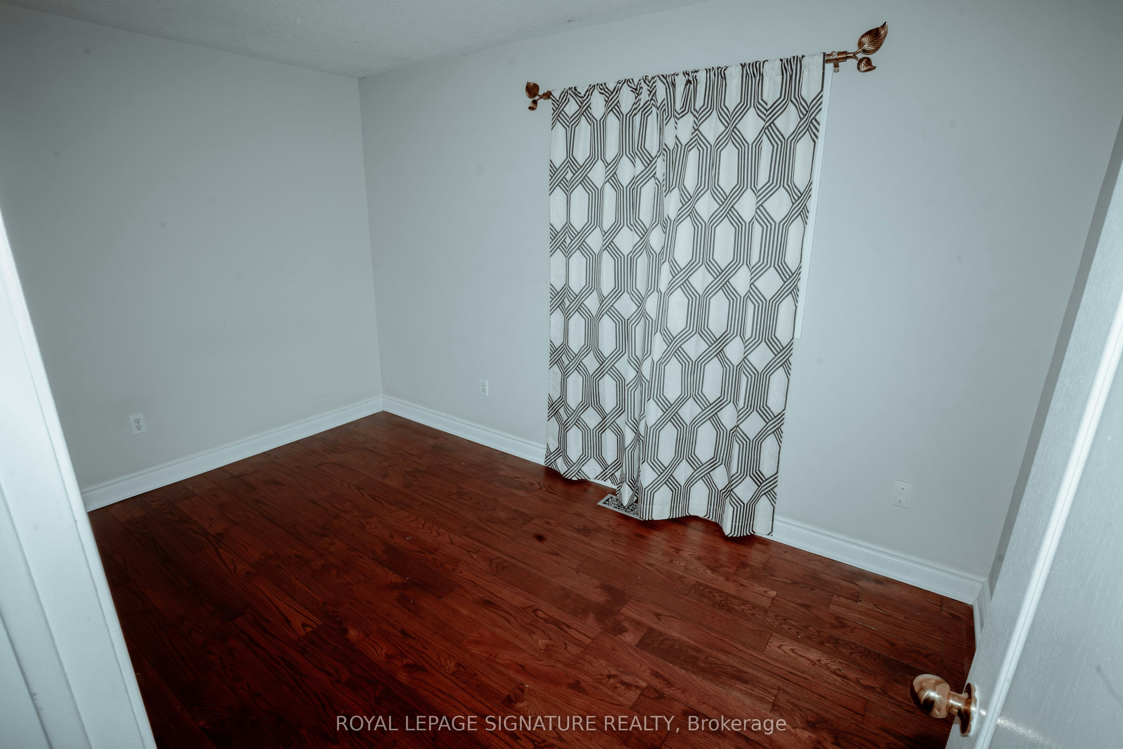 945 Mandolin Place, Mississauga, ON, L5W 1S3 - 17