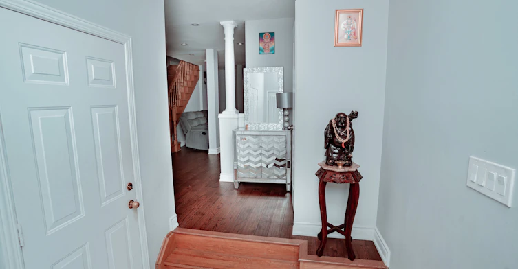 945 Mandolin Place, Mississauga, ON, L5W 1S3 - 2