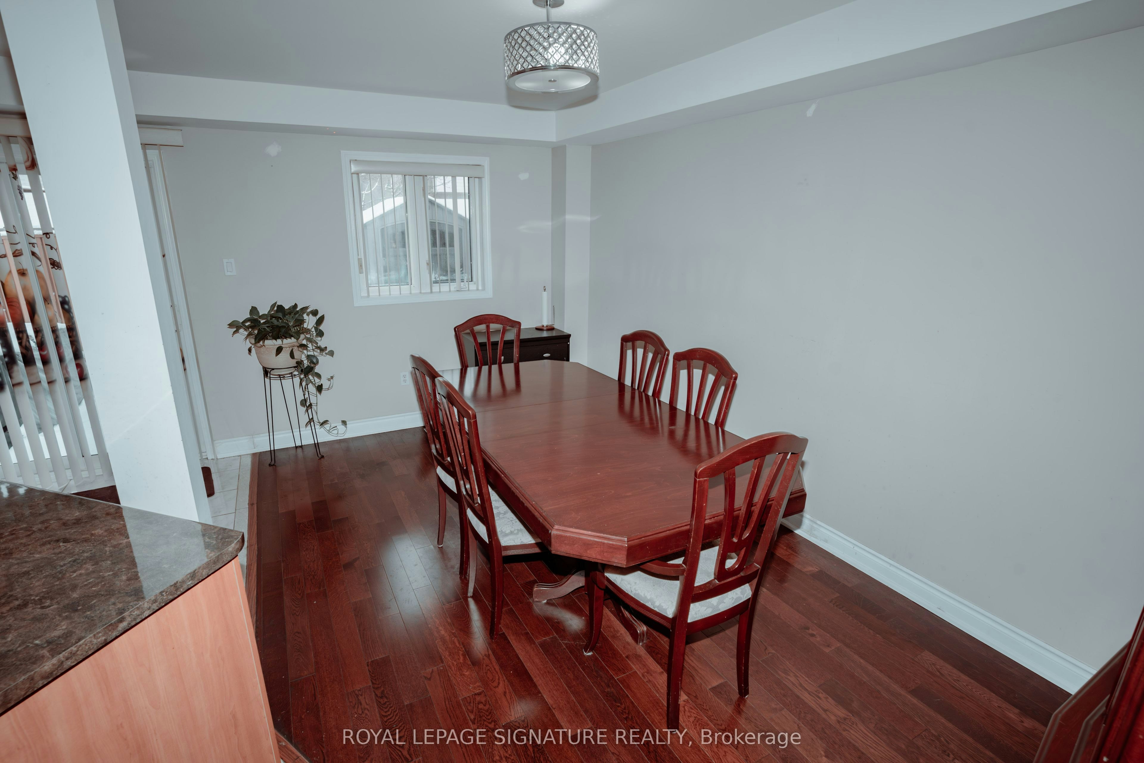 945 Mandolin Place, Mississauga, ON, L5W 1S3 - 8