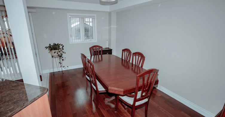 945 Mandolin Place, Mississauga, ON, L5W 1S3 - 8