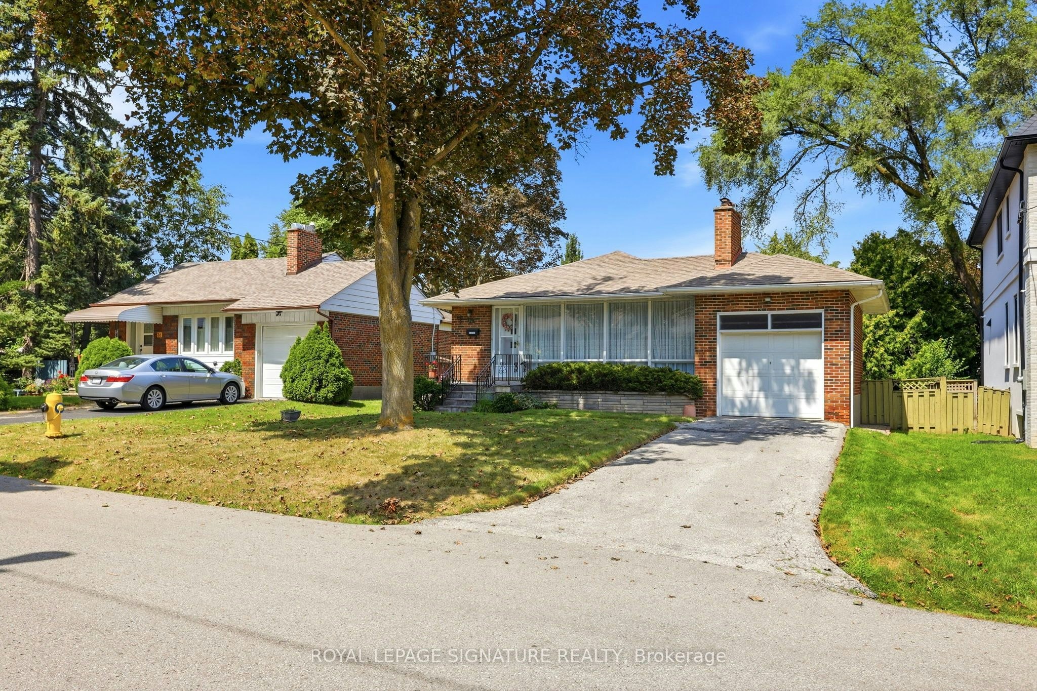 40 Kirk Bradden Road E, Toronto, ON, M8Y 2E7