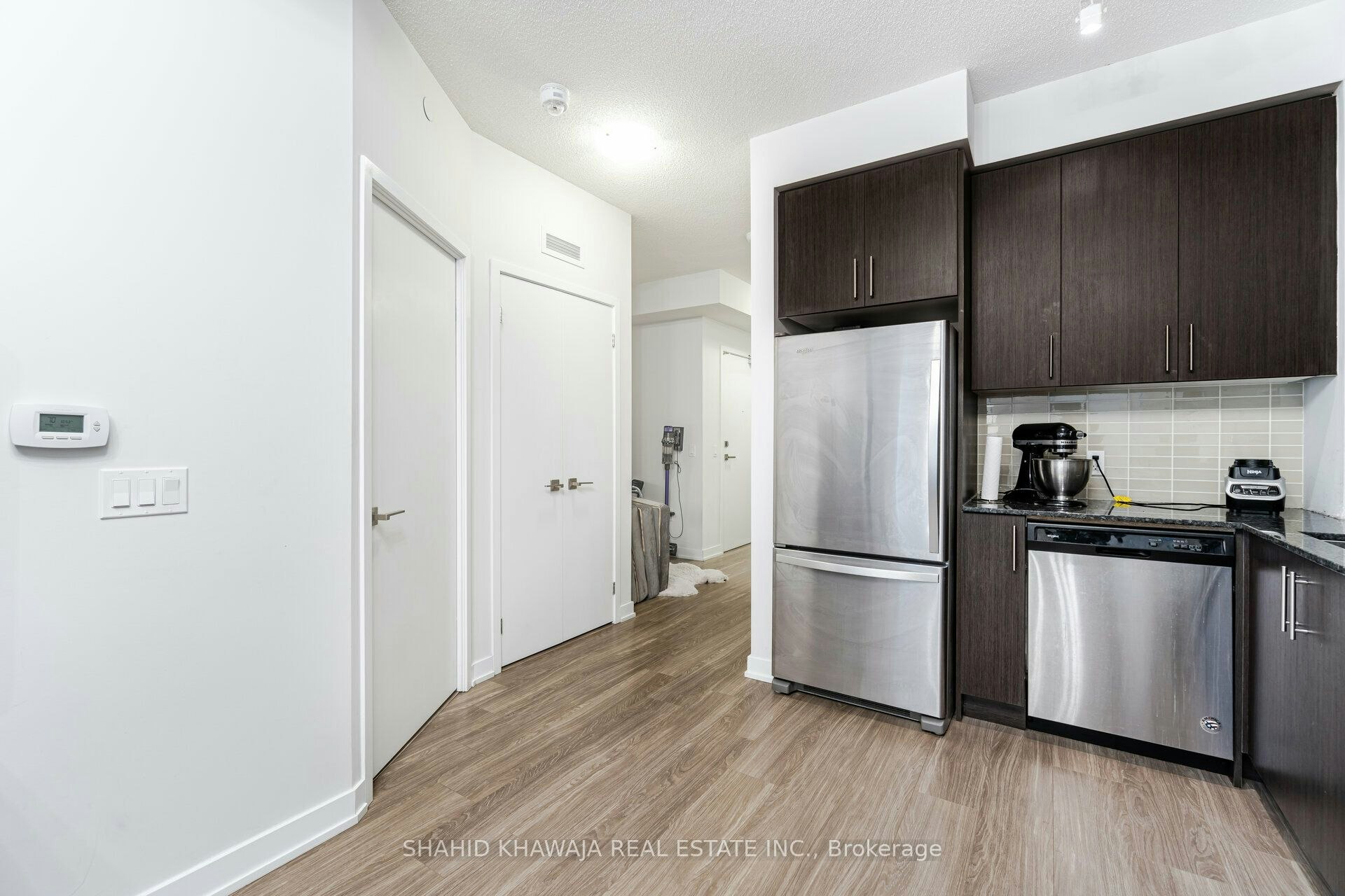 1417-4055 Parkside Drive, Mississauga, ON, L5B 0K8 - 9