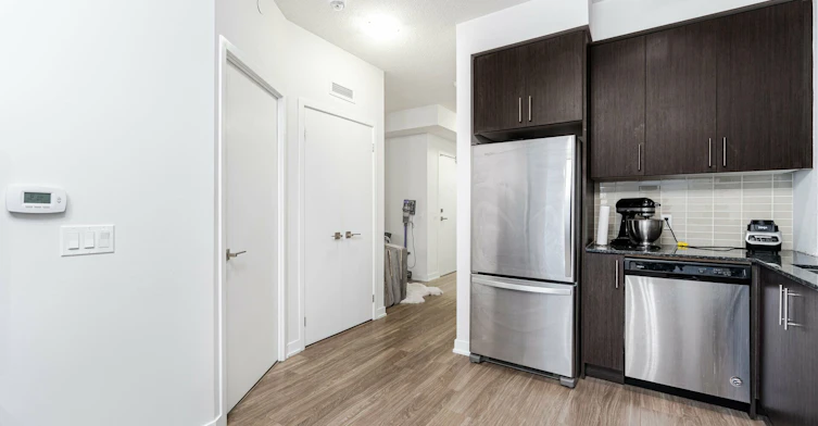 1417-4055 Parkside Drive, Mississauga, ON, L5B 0K8 - 9